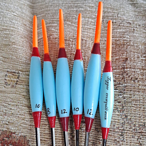 Topper crowquill avon floats - 6,